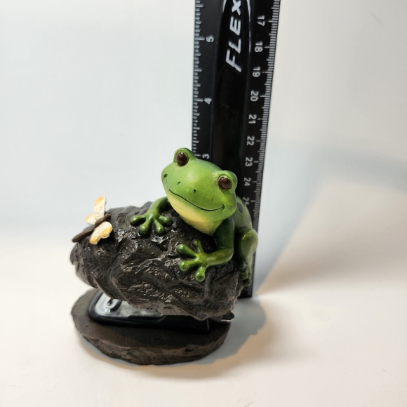 Vintage Rare FIGI  Whimsical Small Stapler Frog Perched On A Rock By Dragonfly - Picture 5 of 6